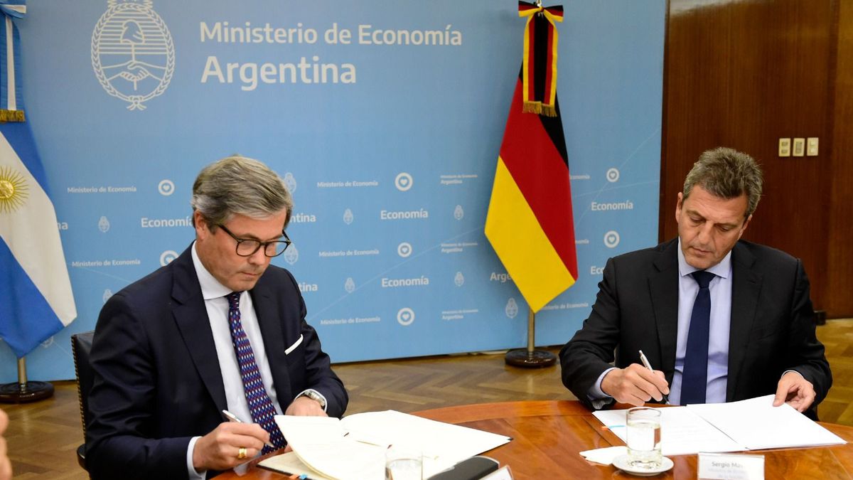 En el oficialismo celebraron el acuerdo de YPF por el caso Maxus en Estados Unidos (Foto: Sergio Massa Twitter).