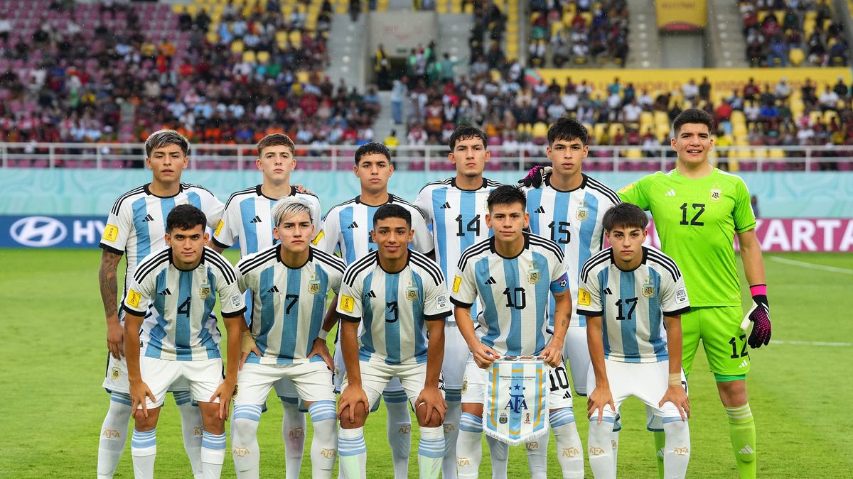 PASSIONE AZZURRA: 5/2/2014: COPA ARGENTINA: SAN MIGUEL 1 (4)-SPORTIVO  ITALIANO 1 (5). POR PENALES A UNA NUEVA RONDA DE LA COPA ARGENTINA.