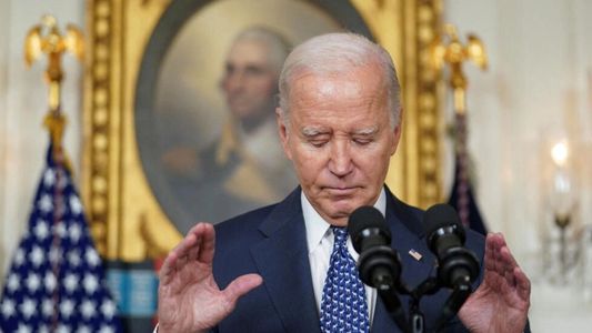 Tras un informe sobre su salud, Joe Biden quiso demostrar que está lúcido, pero solo generó más dudas