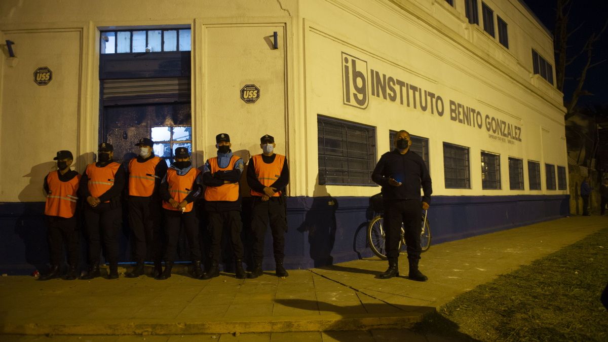 Detuvieron al acusado de abusar de una nena en un colegio de Bernal