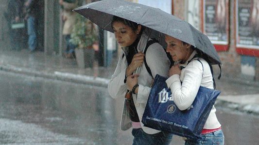 Alerta meteorológica en el AMBA y 9 provincias por tormentas, ráfagas ¿y posible granizo?