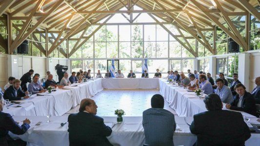 La fuerte arenga de Alberto Fernández a Máximo Kirchner y a intendentes en Olivos