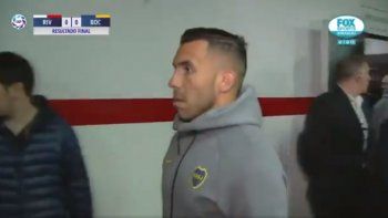 Superliga: Tevez se fue del Monumental en silencio y para nada feliz