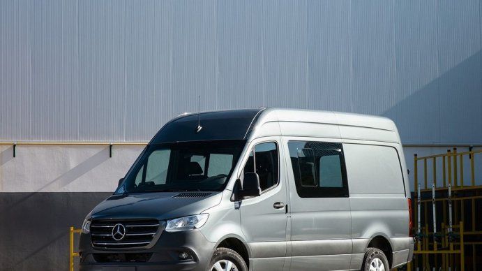 Mercedes-Benz suma versiones al Sprinter y aumenta su garantía