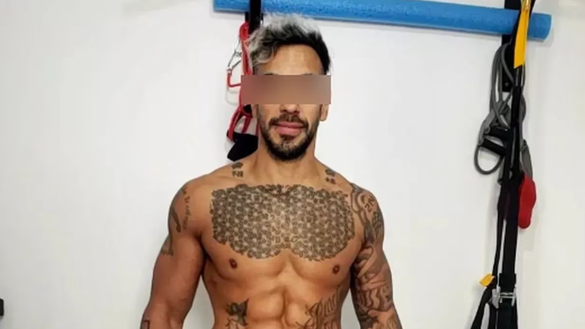 Juli&aacute;n Reina, el hombre que intent&oacute; matar a su expareja en Saavedra, qued&oacute; embargado por la suma de 2.294.770 pesos. (Foto: captura)