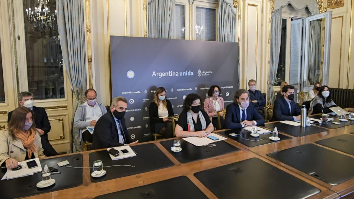 Los expertos acordaron que no es momento de relajar ninguna medida.