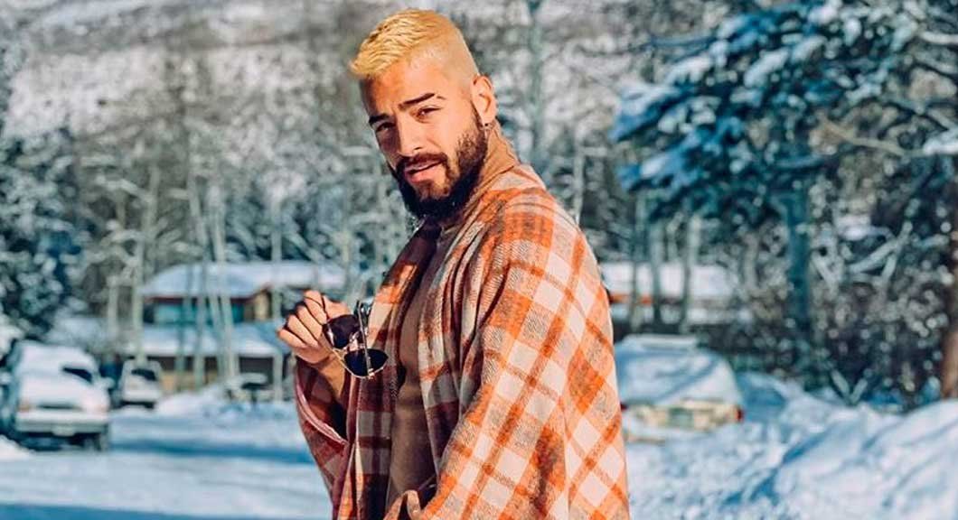 Maluma quedó envuelto en una fuerte polémica por el utilizar un supuesto tapado de piel