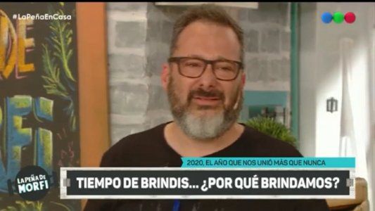 Las lágrimas de Gerardo Rozín en el brindis de fin de año de La peña de Morfi: Era importante entretener