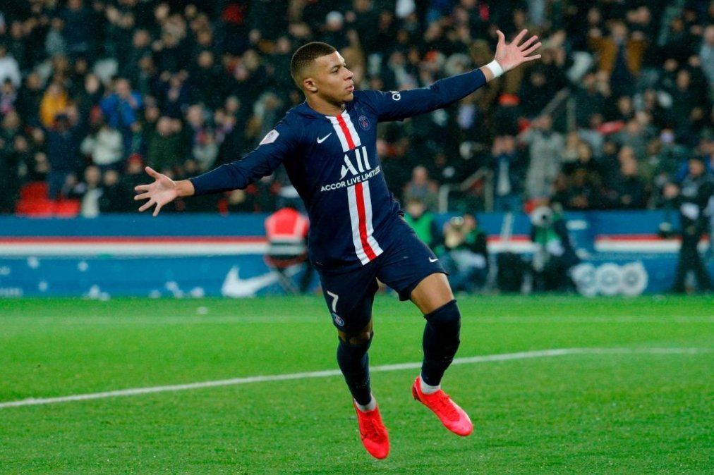 El PSG, sin Icardi, Di María y Paredes, aplastó 6-1 al Dijón y se metió en las semis de la Copa de Francia