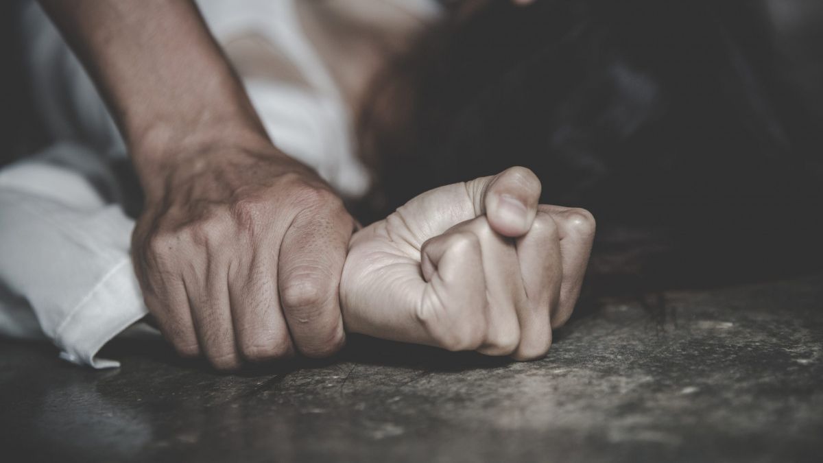La adolescente pudo escapar del abusador al morderle la lengua con fuerza