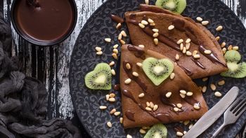 La receta de panqueques de chocolate que sorprende por su sabor y textura