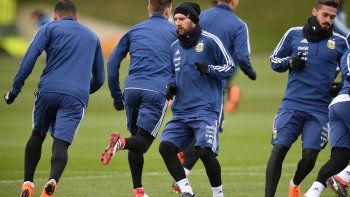 Jorge Sampaoli volvió a probar el equipo y tiene dos dudas para Argentina-Italia
