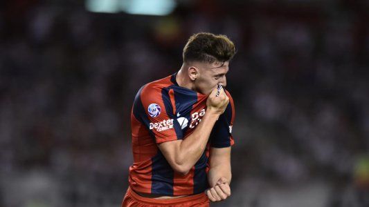 La joya de Gaich en el Monumental: doble gambeta en el área y bomba a Armani para el 1-0 del Ciclón