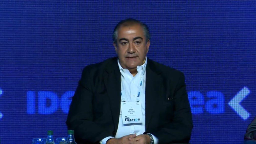 Héctor Daer.