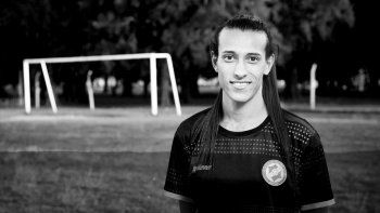 Mara Gómez, la futbolista trans de Villa San Carlos, fue habilitada por la AFA para jugar en Primera