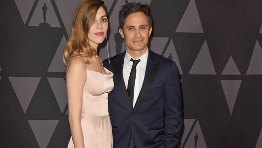 Gael García Bernal presentó a su nueva novia en la alfombra roja