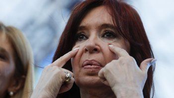 Cristina denunció a Google por información difamatoria y mancillar su nombre