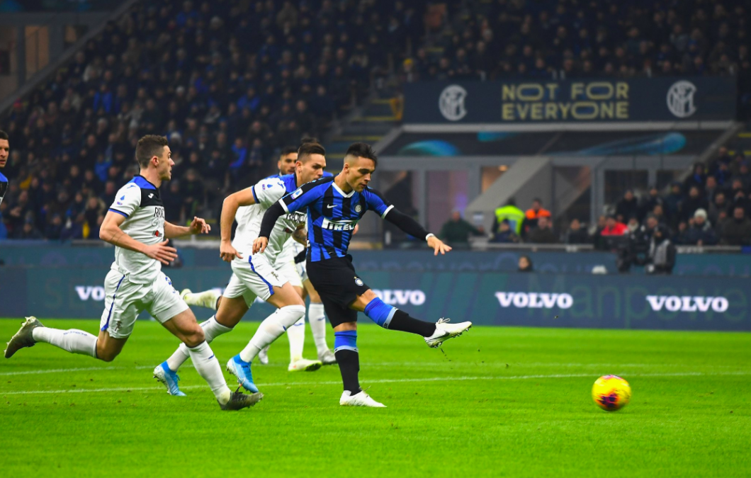 Lautaro Martínez marcó el gol de Inter en el empate 1-1 ante Atalanta