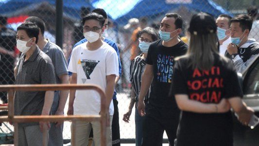 Beijing registra 21 nuevos casos de COVID-19 y mantiene el alerta, pero afirman que el rebrote está controlado
