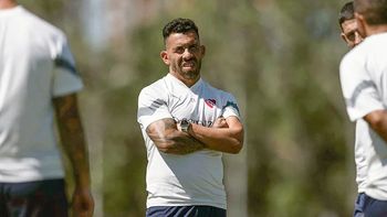despues de la internacion, carlos tevez regreso a los entrenamientos de independiente despues de la internacion, carlos tevez regreso a los entrenamientos de independiente