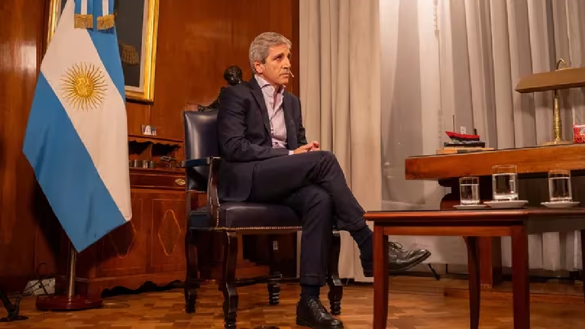 Subsidios, jubilaciones y ajuste: las definiciones del ministro de Economia Luis Caputo. (Foto: gentileza TN)