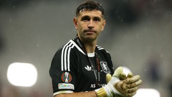 La lesión del Dibu Martínez que enciende todas las alarmas en la Selección: Me rompí...