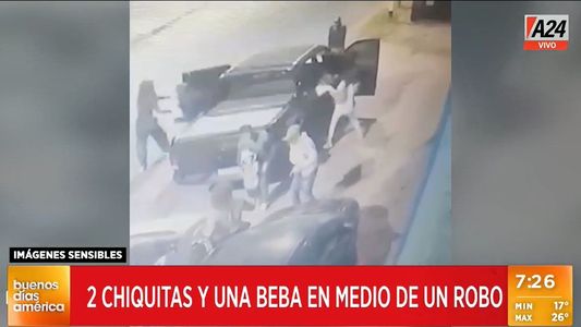 Video | Inseguridad sin fin: dos nenas y un bebé quedaron en medio de un robo a punta de pistola