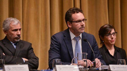 La batalla diaria que tiene que dar el BCRA de Sandleris