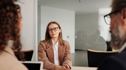 Empleos: todo lo que tenés que saber para buscar trabajo online y offline