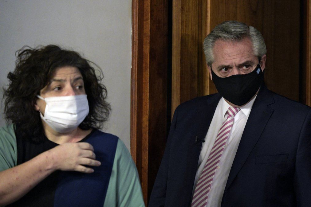Vacunatorio VIP: la furia de Alberto Fernández, el próximo funcionario que está en la mira y la comparación con los bolsos de López