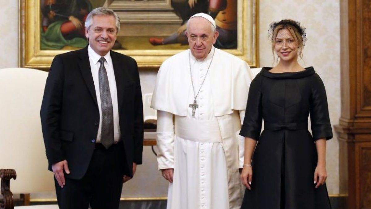 La relación con el presidente Alberto Fernández se enfrió con la aprobación de la ley del aborto (Foto: Vaticano)