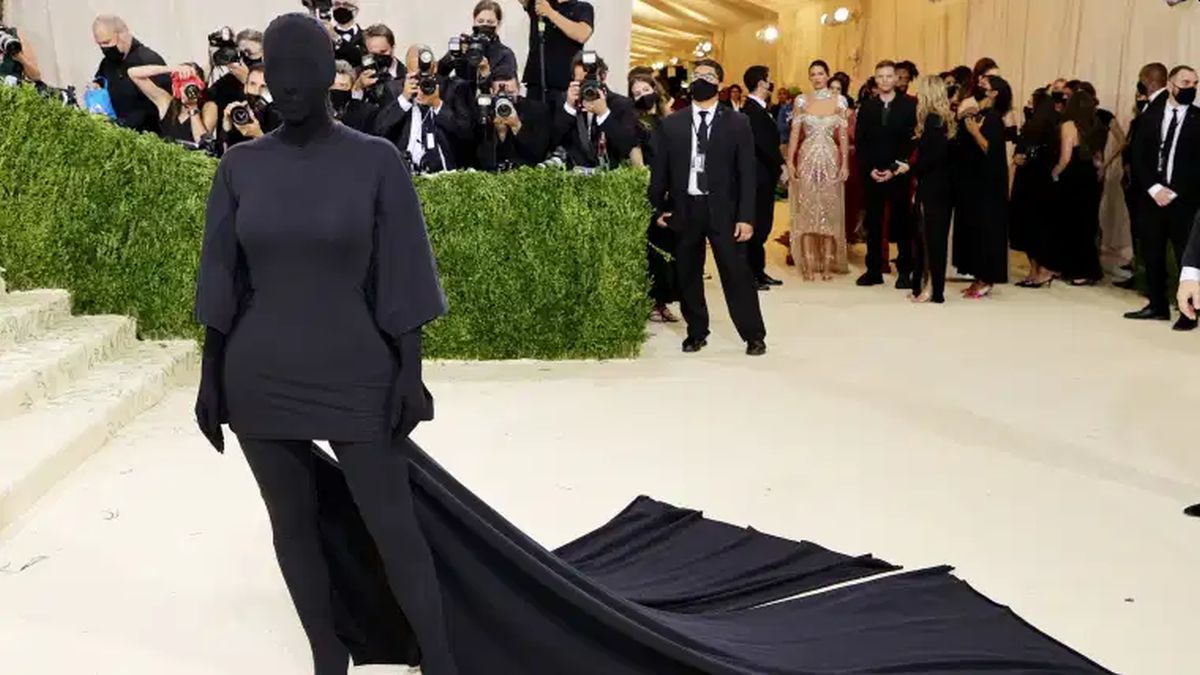 El outfit de Kim Kardashian en la Met Gala que fue el centro de los memes
