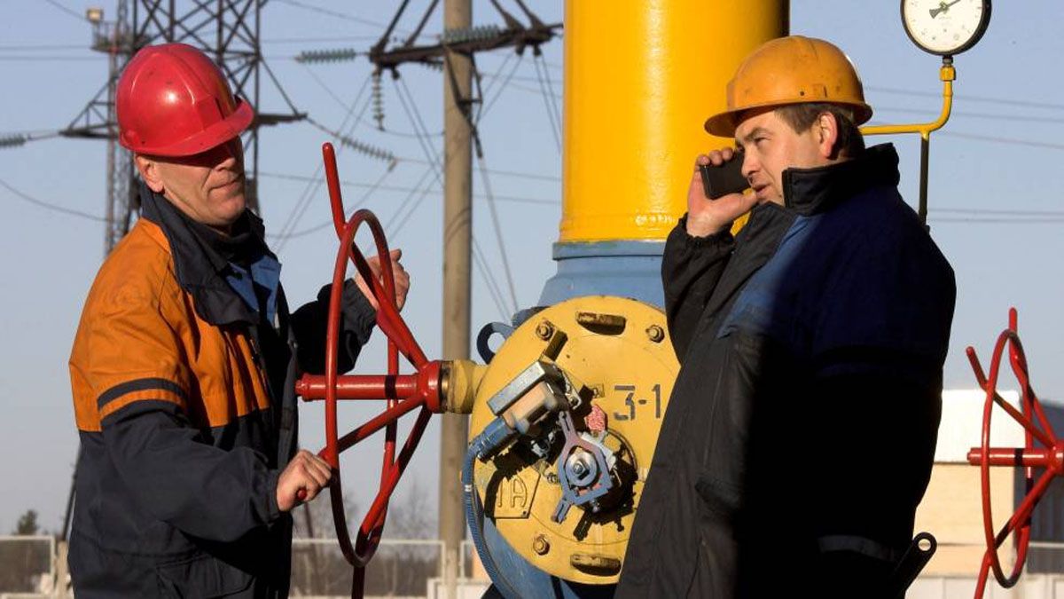 La escasez del gas oil tiene en alerta al país: ¿en qué medidas avanza el Gobierno y cuál es la postura de las cámaras de combustible? 