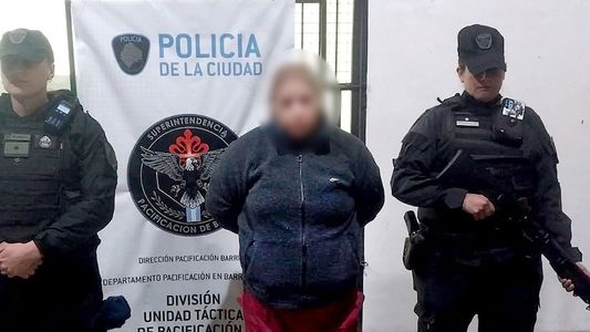 Cayó una abuela narco en Zavaleta: vendía cocaína y tusi mientras convivía con cinco nietos