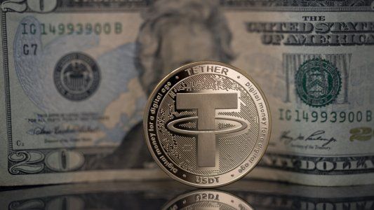 Cómo las stablecoins podrían facilitar el camino hacia la dolarización de Argentina que busca el presidente Milei