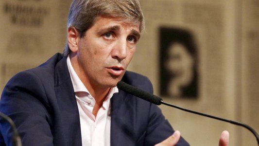 Después de la jugada de Caputo, el dólar abrió a la baja a la espera de la subasta de los US$ 500 millones