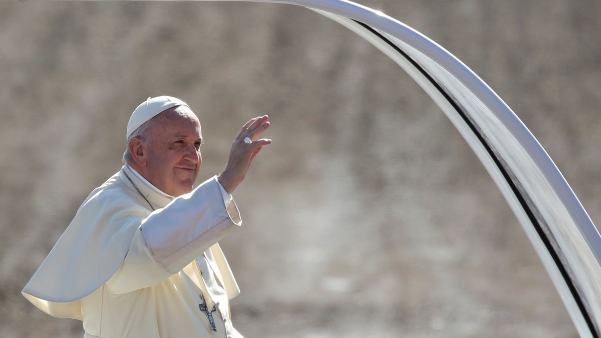 Murió el papa Francisco y cayó en una insólita broma viral de WhatsApp que explotó en redes sociales. (Foto: Gentileza Reuters)