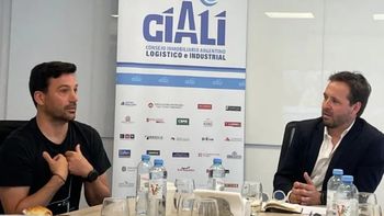 Conforman una mesa técnica para dinamizar al sector logístico