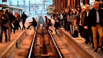 Segundo día de huelga de transporte en Francia