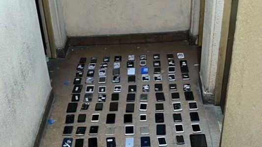 Cayó el Rey del iPhone en Balvanera: era uno de los mayores compradores de celulares robados en la zona