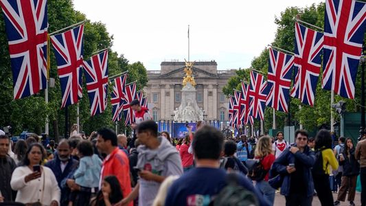 Murió la Reina Isabel II: uno por uno, cómo son los protocolos establecidos por la Corona para su funeral