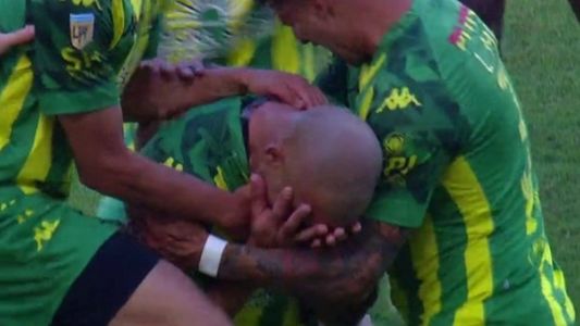 ¡Emoción pura! Así lloró el Tanque Silva en su vuelta al gol