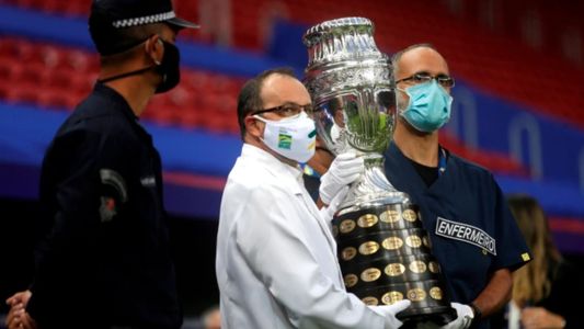 La emotiva ceremonia inaugural de la Copa América que protagonizaron los médicos