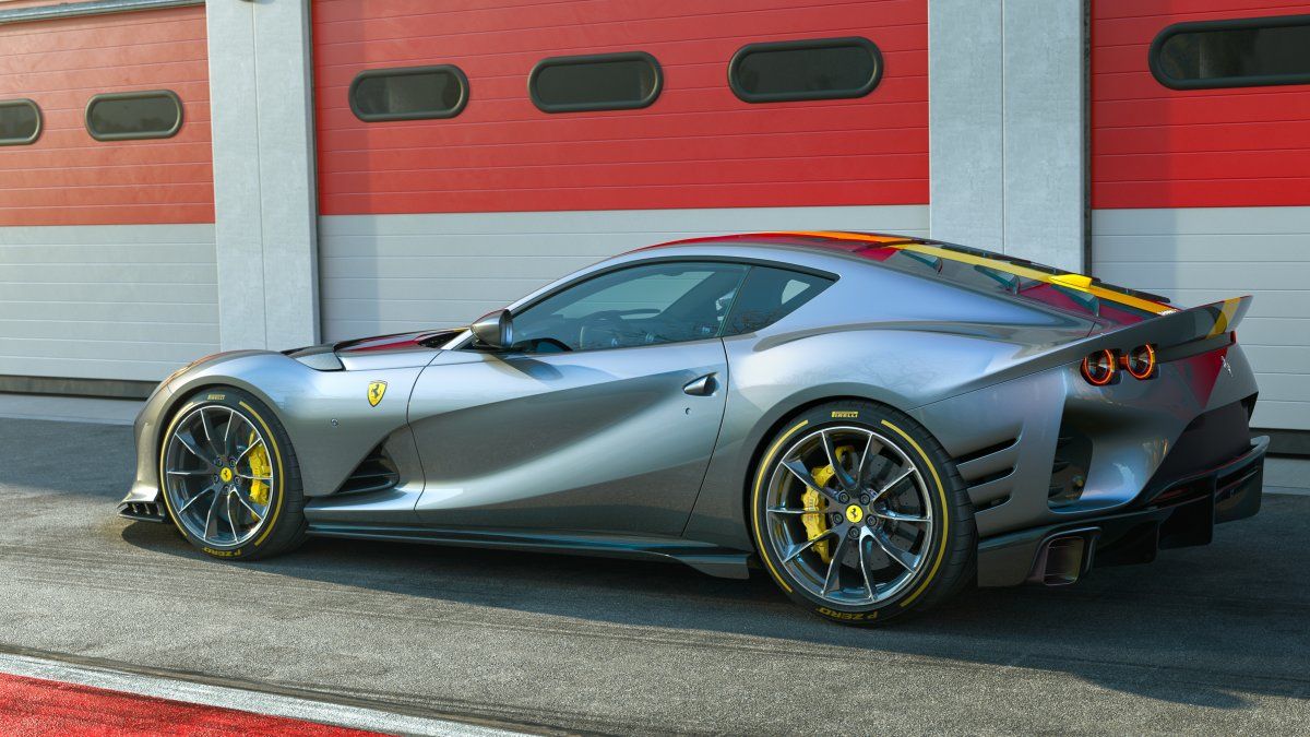Se prestó especial atención a aligerar el automóvil (-38 kg en comparación con el 812 Superfast). Las principales áreas involucradas en esta actividad son motorización