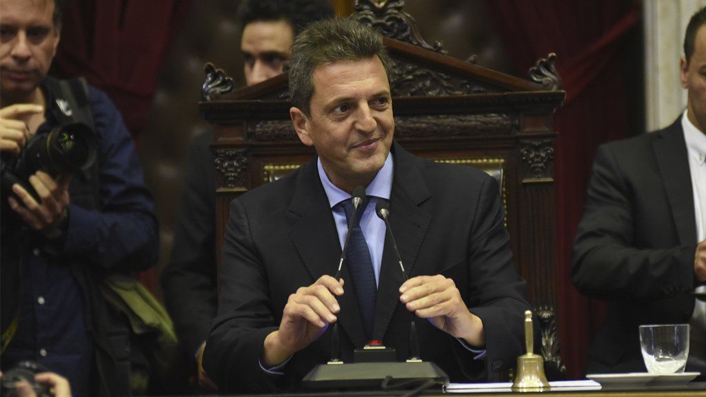 Massa recibe a Larreta y a los gobernadores radicales para escuchar sus pedidos sobre la deuda
