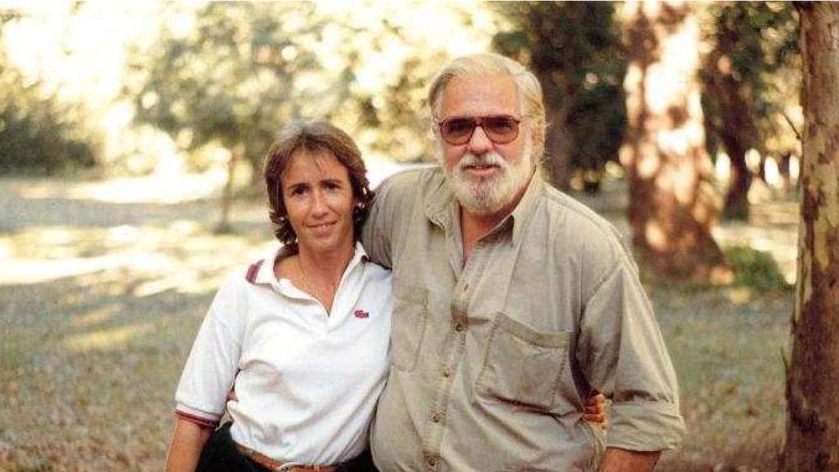 María Marta García Belsunce junto a Carlos Carrascosa. 