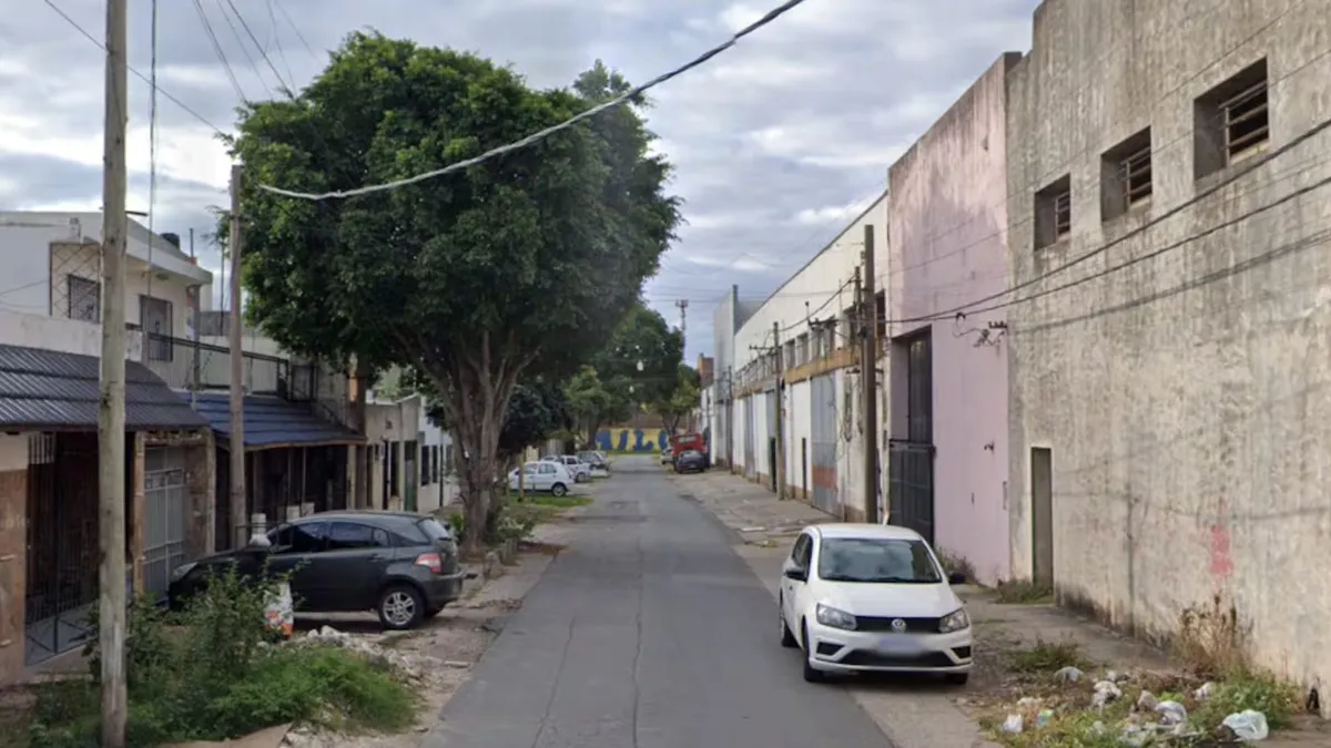 Detuvieron en Rosario a un chofer de una app que desvi&oacute; su recorrido mientras llevaba a una nena de 13 a&ntilde;os. (Foto: Google Street View)