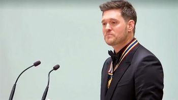 Michael Bublé, al borde del llanto en su primera aparición pública tras la enfermedad de Noah