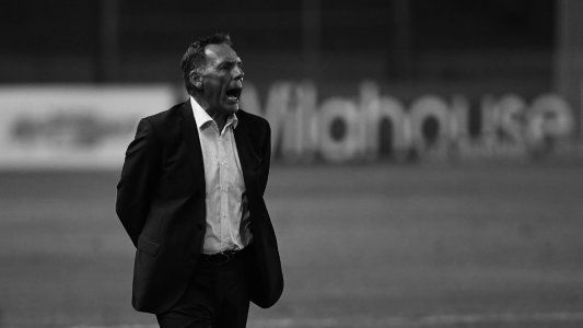 Russo responsabilizó a los jugadores por el mal momento de Boca: Me preocupa no mantener los niveles individuales