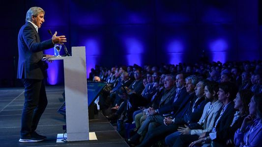 El Gobierno espera el perdón del FMI y dio una nueva definición sobre una posible devaluación